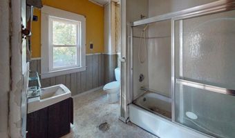 12 Bowles Ave, Bar Harbor, ME 04609