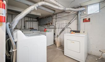 148 Cumberland Park Ct E, Ballwin, MO 63011
