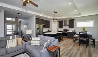 1532 Marina Cove Dr, Polk City, IA 50226