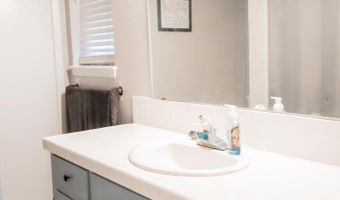 808 NW 9th St, Andrews, TX 79714
