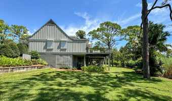 192 Ave B, Apalachicola, FL 32320