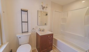 108 N Summer St, Adams, MA 01220