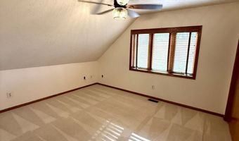 3055 Glenfinnan Dr, Albany, OH 45710