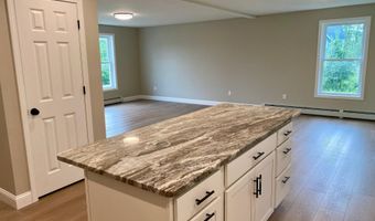 49 Woodbrey Ln, Standish, ME 04084