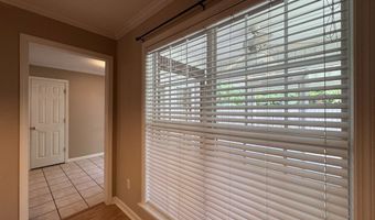 107 Acorn Ln, Batesville, MS 38606