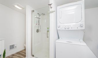 14 Albatross Pt, Bayville, NJ 08721