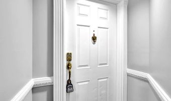 1 Biscayne Dr NW 304, Atlanta, GA 30309