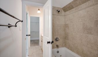 1034 N Pointe Dr, Lincolnton, GA 30817