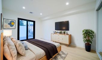 616 N Mariposa Ave, Los Angeles, CA 90004