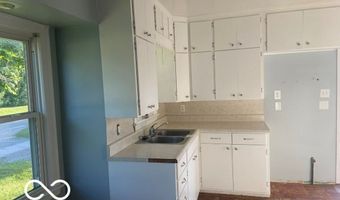 615 E South St, Albion, IN 46701