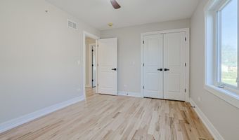 11236 S Lawler Ave, Alsip, IL 60803