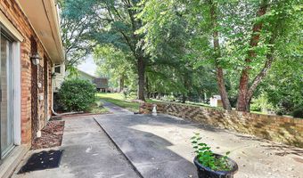4210 Pepperidge Dr, Charlotte, NC 28226