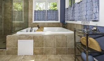 1212 Wells St, Ann Arbor, MI 48104