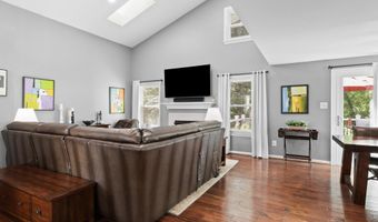 7460 CROSS GATE Ln, Alexandria, VA 22315
