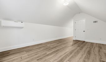 579 Sams Point Rd, Beaufort, SC 29907