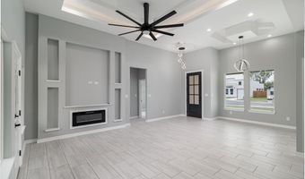 611 Tower Oak Dr, Alamo, TX 78516