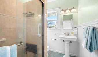 1718 Lewalani Dr, Honolulu, HI 96822