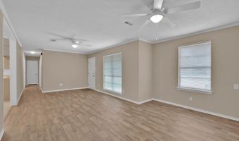 3898 Ella St, Bossier City, LA 71112