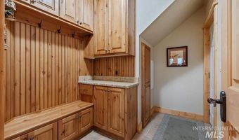 1533 Pine Lakes Ranch Dr, Cascade, ID 83611