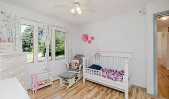 1 Lee Ann Dr, Johnston, RI 02919
