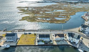 257 Sandlewood Dr, Bayville, NJ 08721