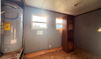 1227 Frenchville Rd, Ashland, ME 04732