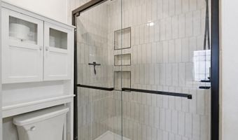 6006 KEBLE Dr, Alexandria, VA 22315