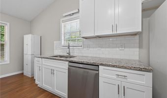 57 Hickory Leaf Ln, Acworth, GA 30101