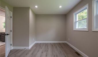 5961 JOHN St, Austell, GA 30106
