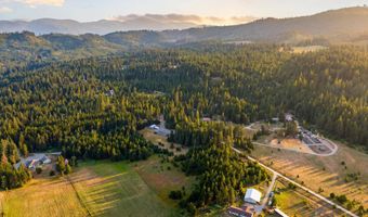 1255 Roberts Ln, Blanchard, ID 83804