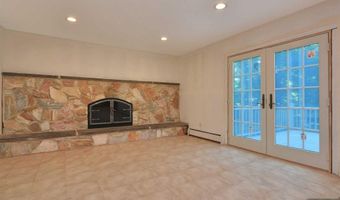 946 Closter Dock Rd, Alpine, NJ 07620
