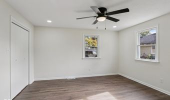 4127 Greenfield Dr, Anderson, IN 46013