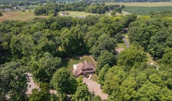 2850 Lee Marie Dr, Adrian, MI 49221