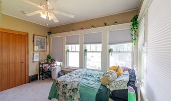 708 N 5th St, Atchison, KS 66002