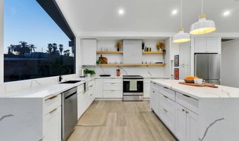 1029 Rainbow Valley Ct, Fallbrook, CA 92028