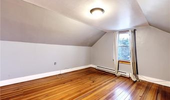 509 Middle Hwy, Barrington, RI 02806