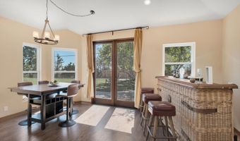 3181 Goldenspur Dr, Camarillo, CA 93010
