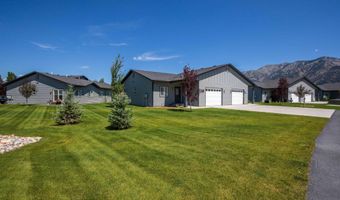275 RIVER VIEW Cir 1, Alpine, WY 83128