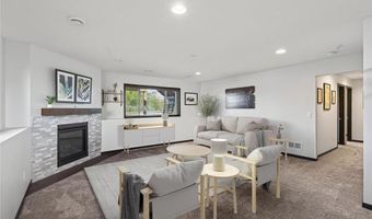 10688 51st St NE, Albertville, MN 55301