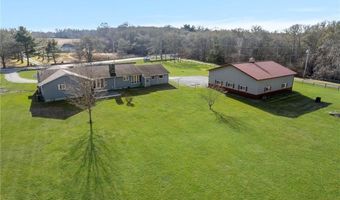 141 Peckham Rd, Little Compton, RI 02837