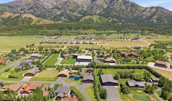 186 E RESERVE Dr, Alpine, WY 83128