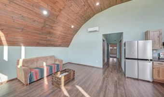 14098 S 176th Rd, Adams, NE 68301