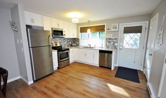 17 Village W Dr 11, Bristol, NH 03222