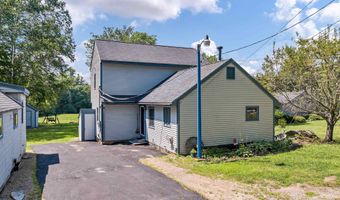 7 Roberts Cove Rd, Alton, NH 03809