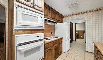 7220 Tucker Dr, Weatherford, TX 76085