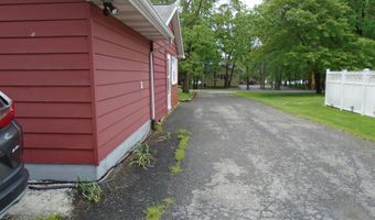 387 N Shore Dr, Albrightsville, PA 18210