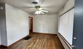 1908 Currie Ln, Amarillo, TX 79107