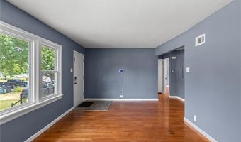 7616 Cheshire Ln, Affton, MO 63123