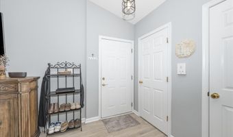 501 MATHIAS HAMMOND Way 301, Annapolis, MD 21401