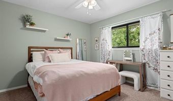 2930 W Cambridge Ct, Bartlesville, OK 74006